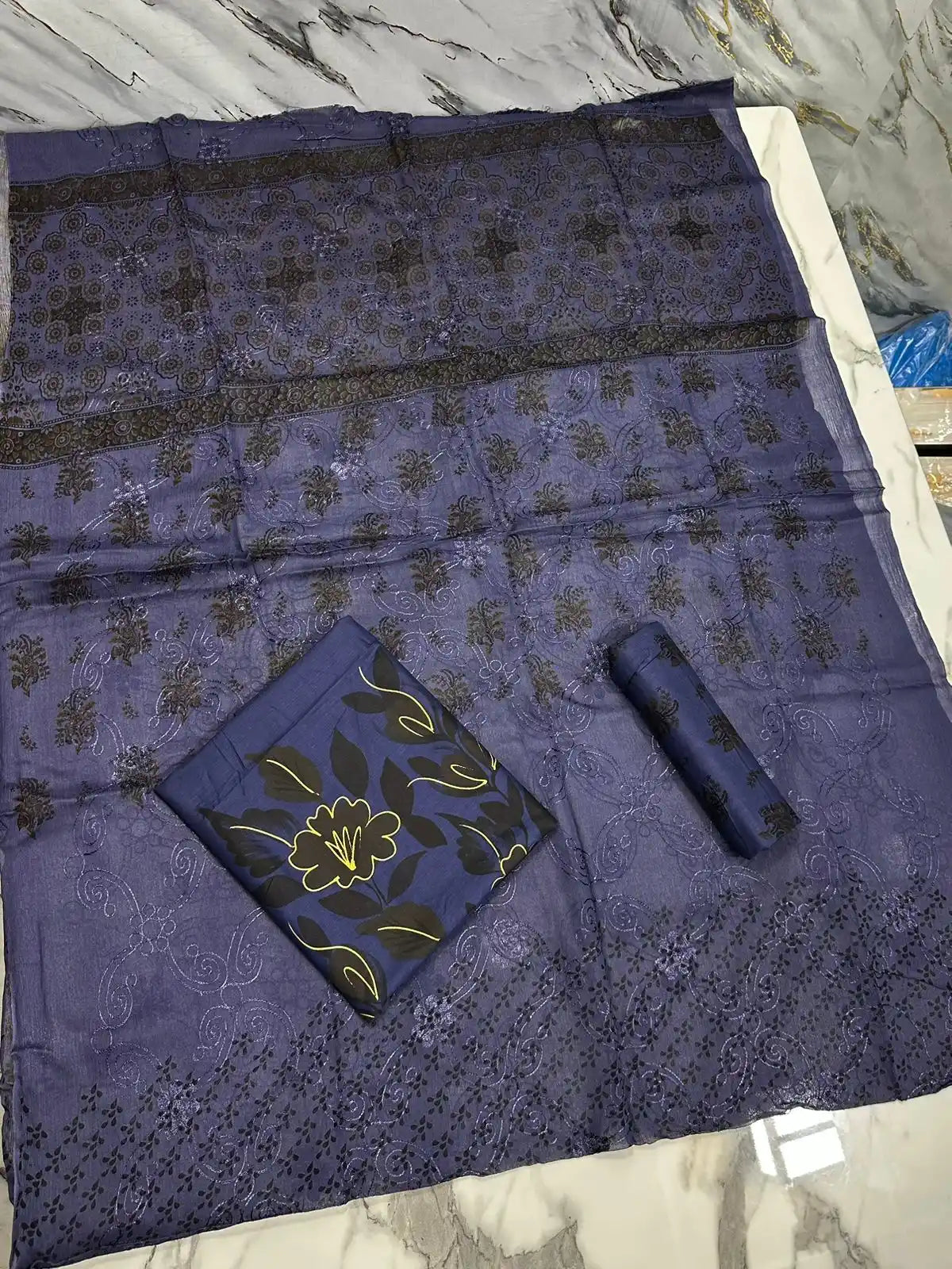 HAND-PAINTED LAWN 3-PIECE SUIT WITH EMBROIDERED CHIFFON DUPATTA & PRINTED TROUSER (Copy)