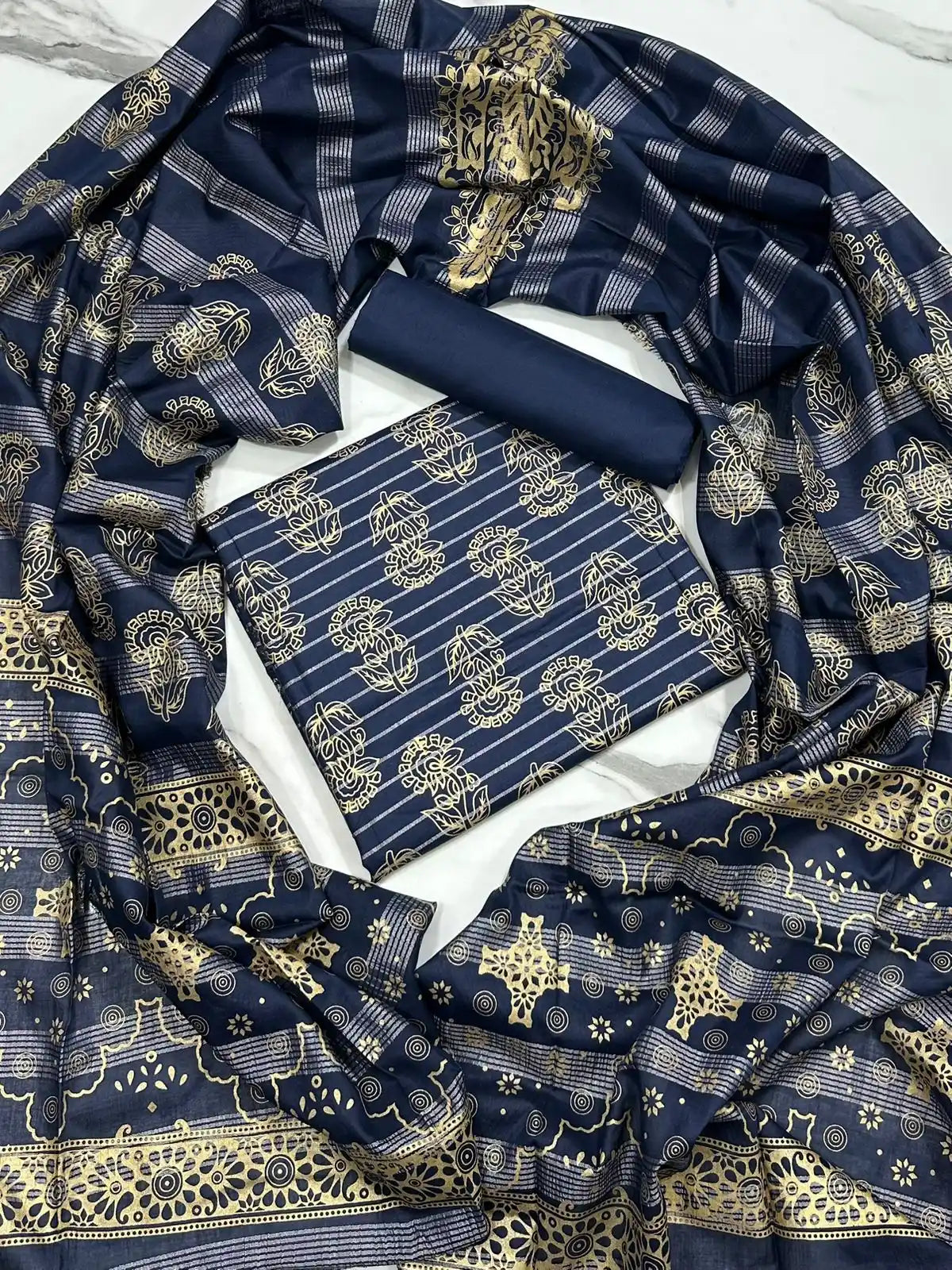 PURE LAWN 3-PIECE GOLD PRINTED SUIT – ELEGANT, SOFT & WASHABLE