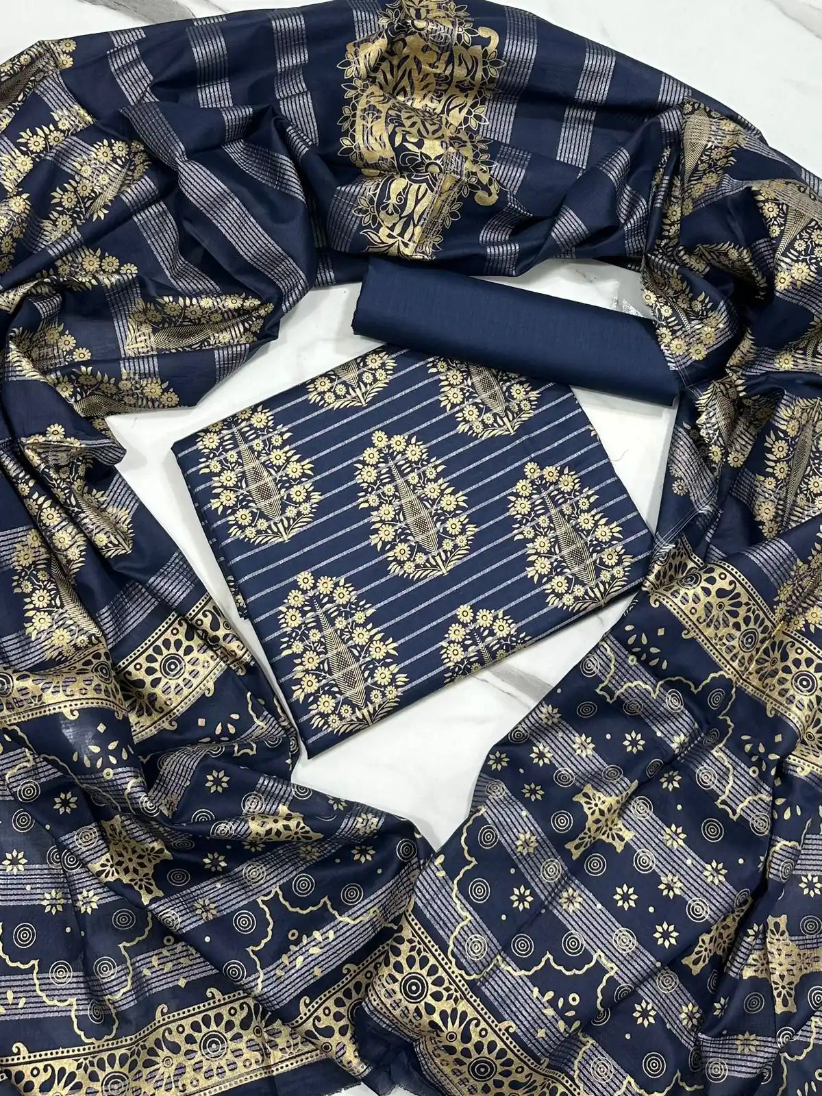 PURE LAWN 3-PIECE GOLD PRINTED SUIT – ELEGANT, SOFT & WASHABLE