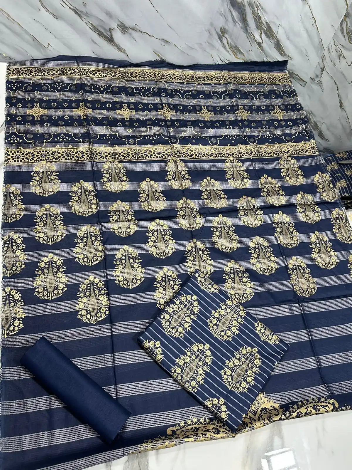 PURE LAWN 3-PIECE GOLD PRINTED SUIT – ELEGANT, SOFT & WASHABLE