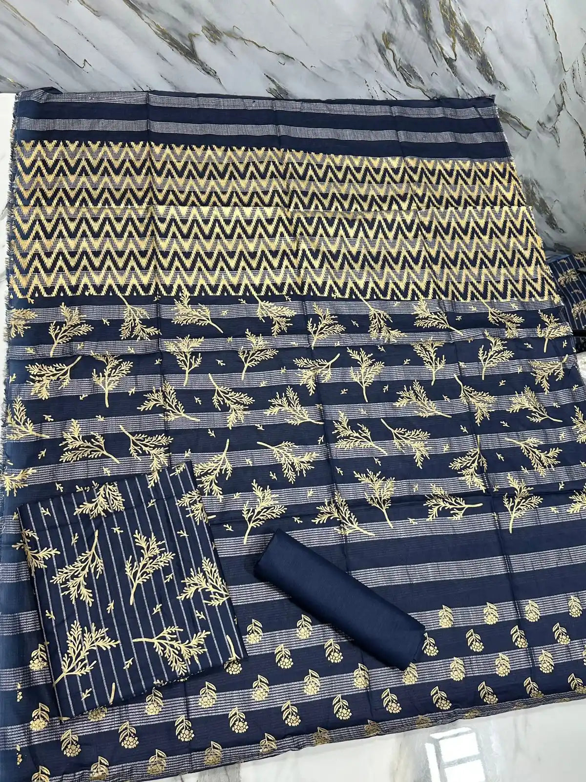 PURE LAWN 3-PIECE GOLD PRINTED SUIT – ELEGANT, SOFT & WASHABLE