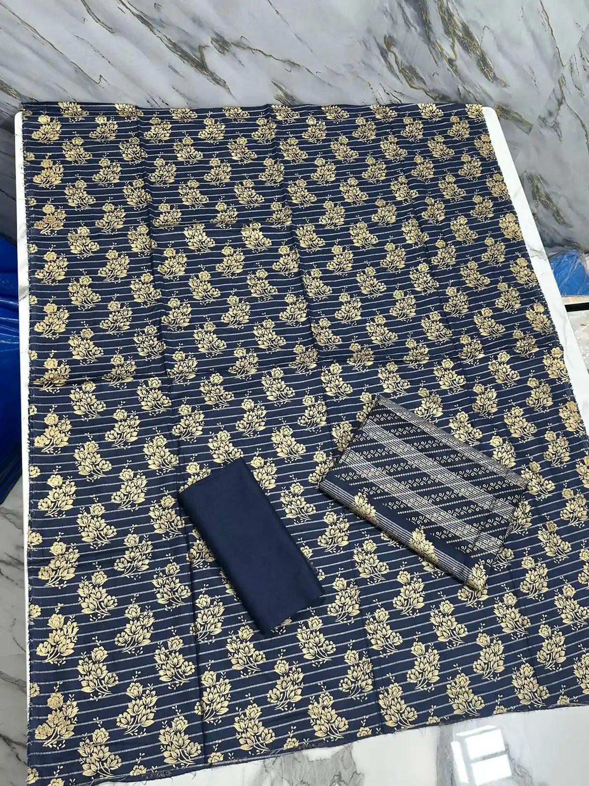 PURE LAWN 3-PIECE GOLD PRINTED SUIT – ELEGANT, SOFT & WASHABLE