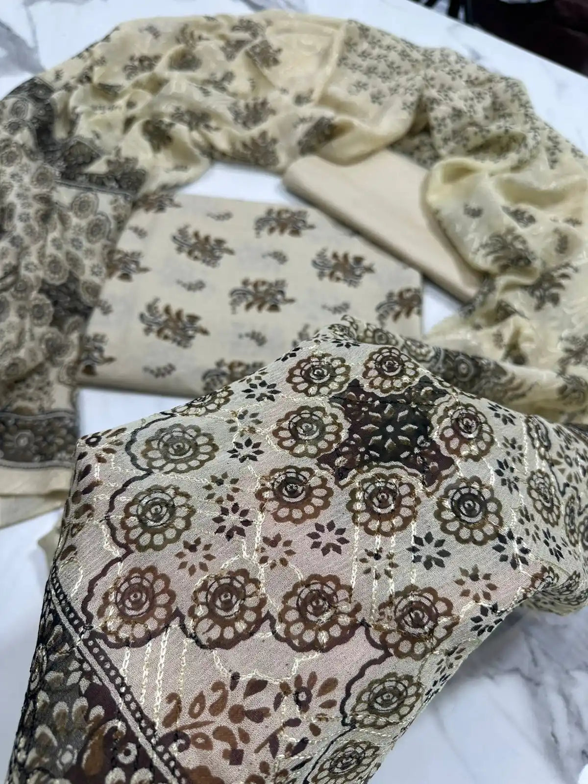 3PC PREMIUM LAWN FULLY EMBROIDERED DUPATTA