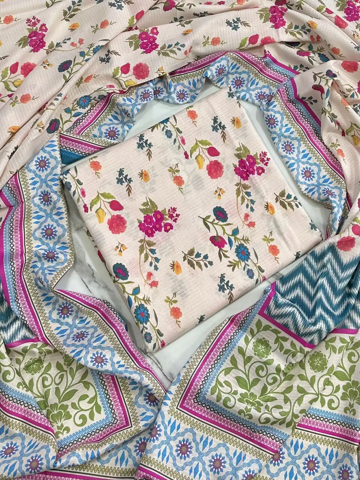 PURE LAWN 3-PIECE ALL OVER  PRINTED SUIT – ELEGANT, SOFT & WASHABLE