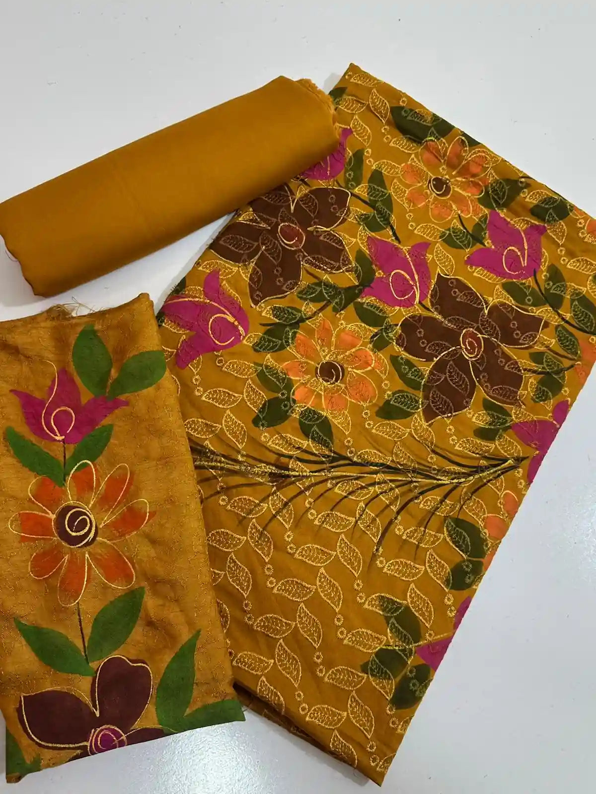 VISCOS LINEN 2PC BEAUTIFULL  CHIKAN KAARI HANDPAINTED